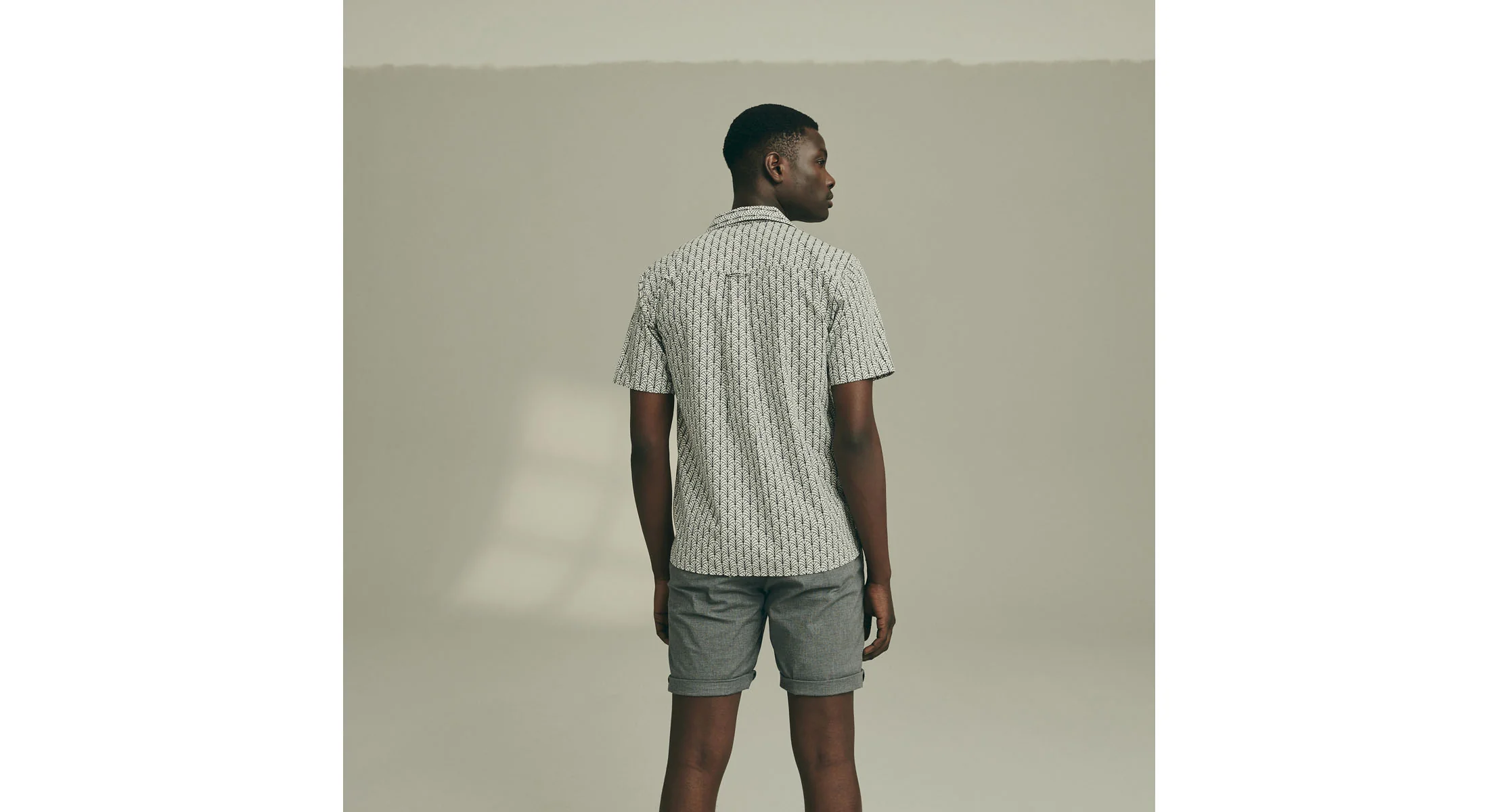Thoresway White/Black 5 Thoresway White/Black