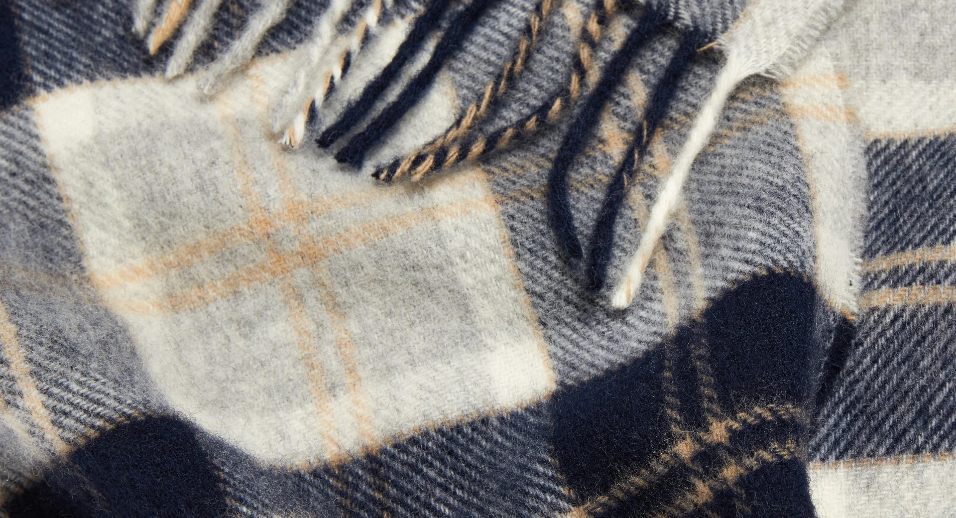 Innerwick Navy/White 5 Innerwick Navy/White