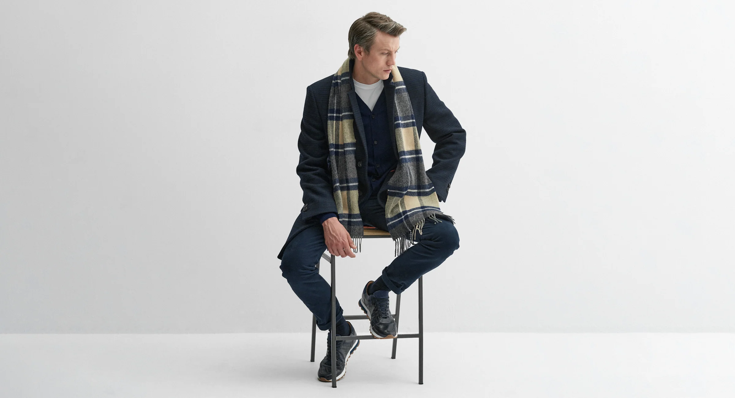 Knill Navy/Stone 8 Knill Navy/Stone
