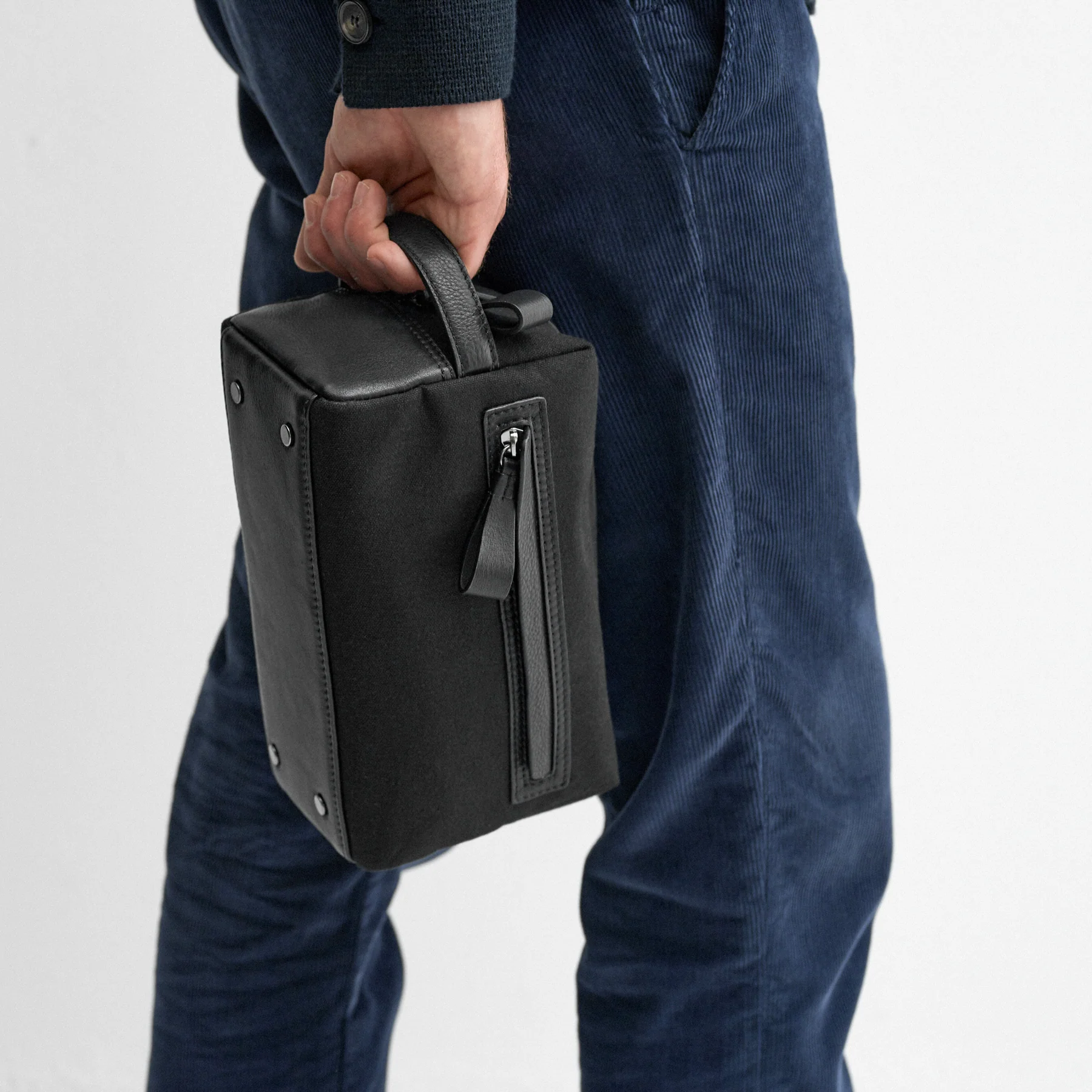 Hartwell Black Canvas 3 Hartwell Black Canvas