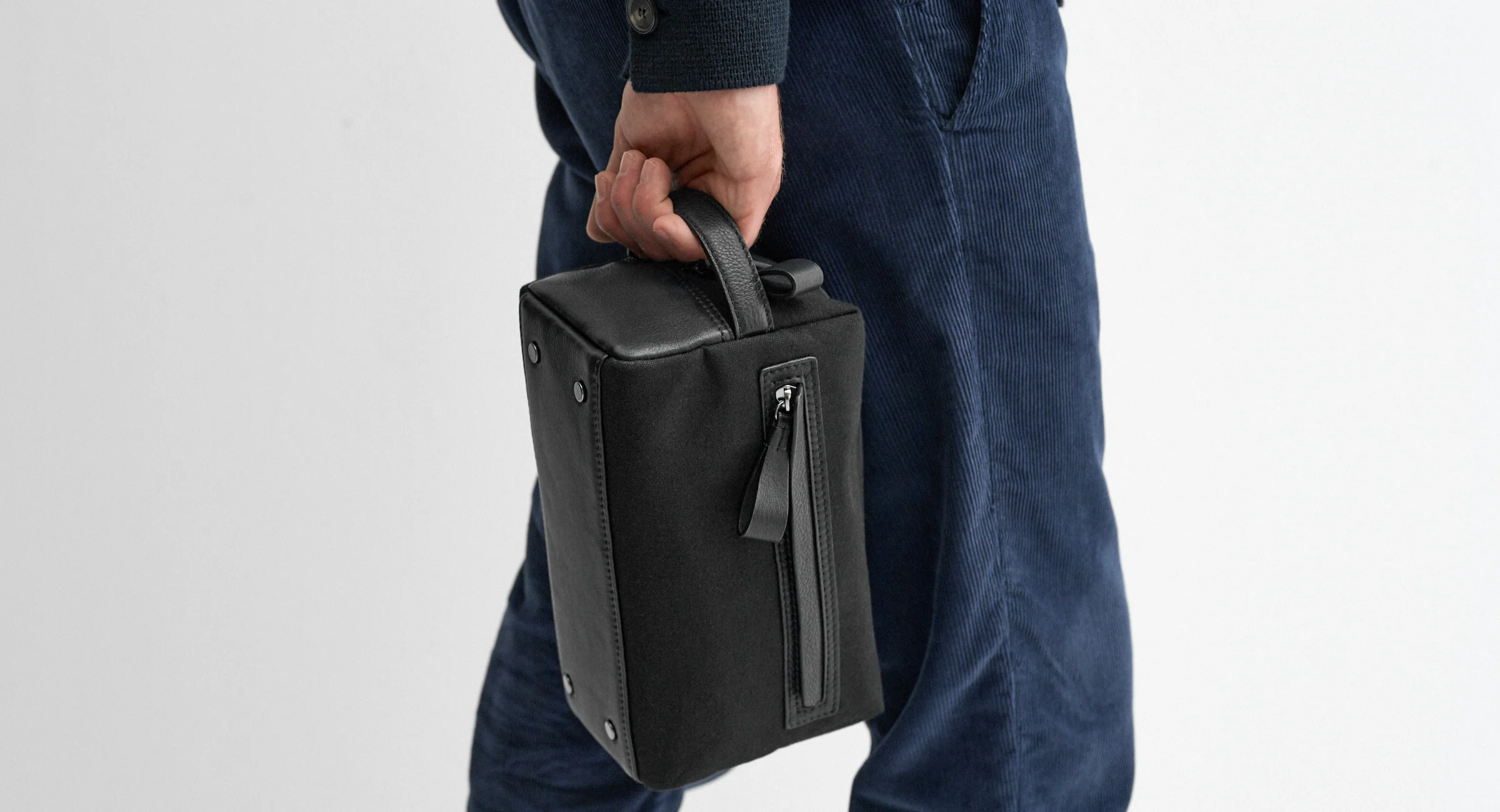 Hartwell Black Canvas 6 Hartwell Black Canvas