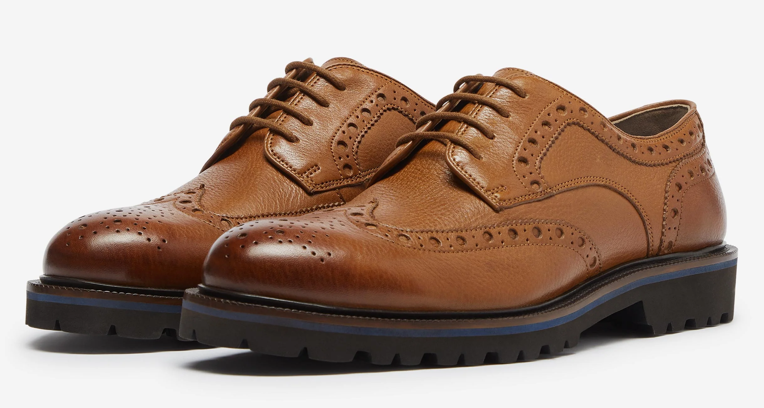 Finstock Tan 5 Finstock Tan